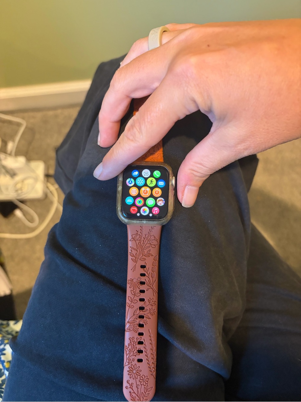 Apple Watch Series SE 40mm Aluminum GPS +  Bands & Bumper Case